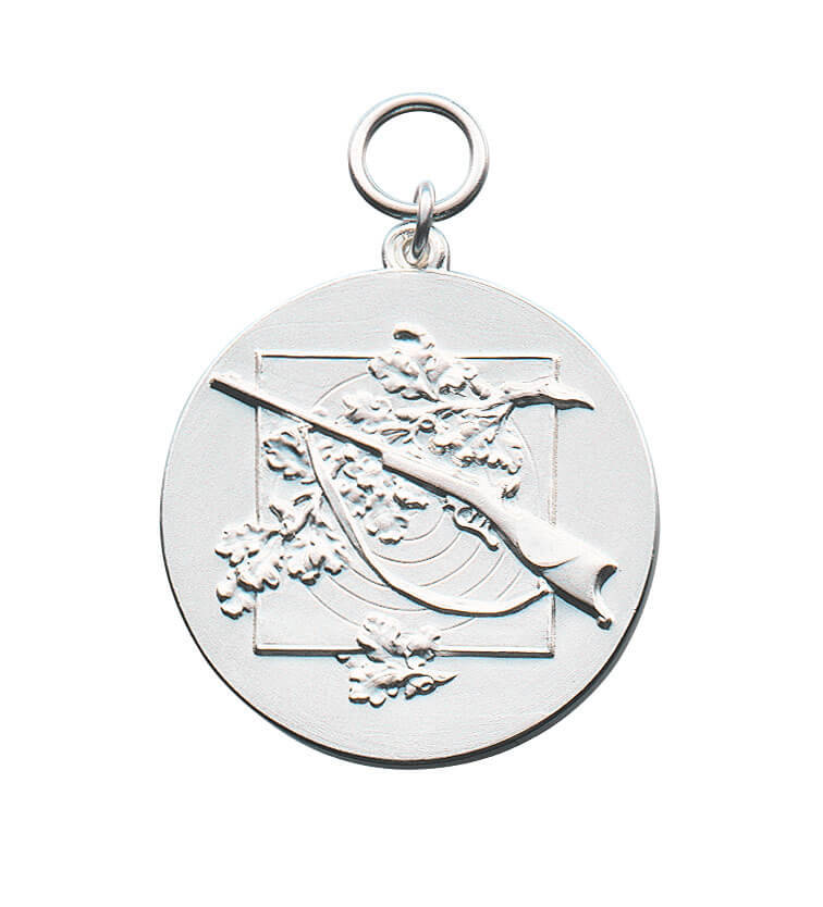 Medaille mit Schützengewehr und Eichenlaub Runde Medaille mit Öse und Ring, geprägt mit Schützengewehr, Eichenlaub und angedeuteter Zielscheibe im Hintergrund, in heller vergoldeter oder silberfarbener Metalloptik