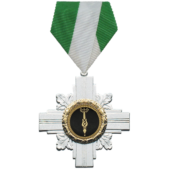 Pfänderorden „Zepter“ als versilbertes Kreuz mit schwarzer Zepter-Auflage und grün-weißem Band Pfänderorden „Zepter“ von EinzigArt, versilberter Orden in Kreuzform mit schwarzer runder Auflage und goldenem Zepter-Motiv, befestigt an einem grün-weißen Banddreieck mit Ring