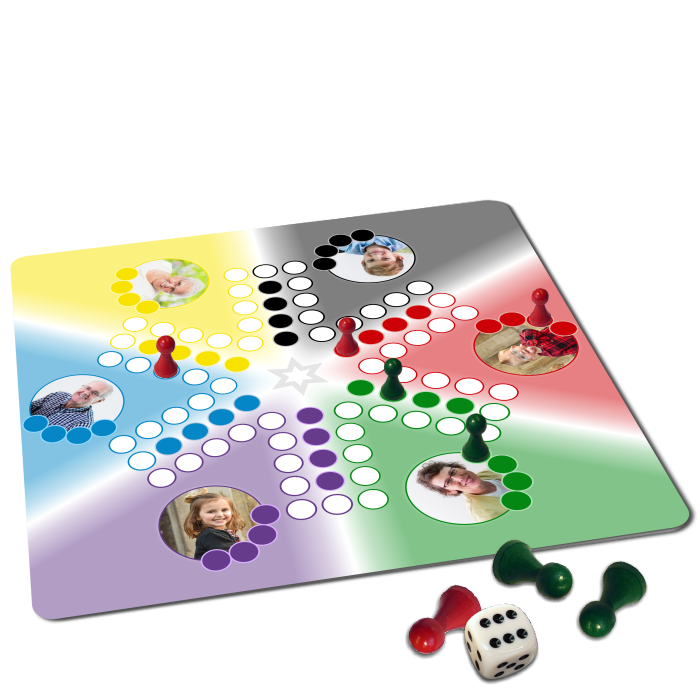 Personalisierbares Gesellschaftsspiel mit 6 Fotos und buntem Spielbrett Quadratisches personalisierbares Gesellschaftsspiel mit 6 Fotos auf farbigem Spielbrett nach dem Prinzip von Mensch ärgere Dich nicht, mit roten und grünen Spielfiguren sowie einem Würfel