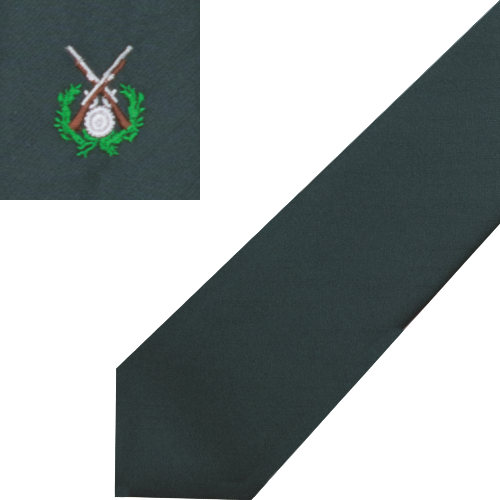 Schützenkrawatte Shantung dunkelgrün mit gesticktem Schützenmotiv Dunkelgrüne Schützenkrawatte in Shantung-Optik mit gesticktem Motiv aus gekreuzten Gewehren, Zielscheibe und grünem Eichenlaub