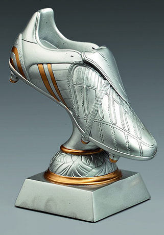 Resinfigur - Fußballschuh - Höhe 140 mm