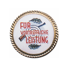 Auflage vergoldet ohne Befestigung mit Schriftzug Für vortreffliche Leistung Runde vergoldete Auflage ohne Befestigung mit weißer Fläche, Schriftzug Für vortreffliche Leistung sowie Motiv aus Zielscheibe, Eichenlaub und Gewehr