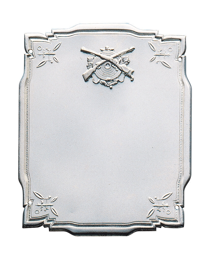 Fahnennagel Silber groß mit Schützensymbol in rechteckiger Form Silberfarbener Fahnennagel in rechteckiger Form mit Zierrahmen, vier Bohrungen und Schützensymbol aus Zielscheibe und gekreuzten Gewehren im oberen Bereich.