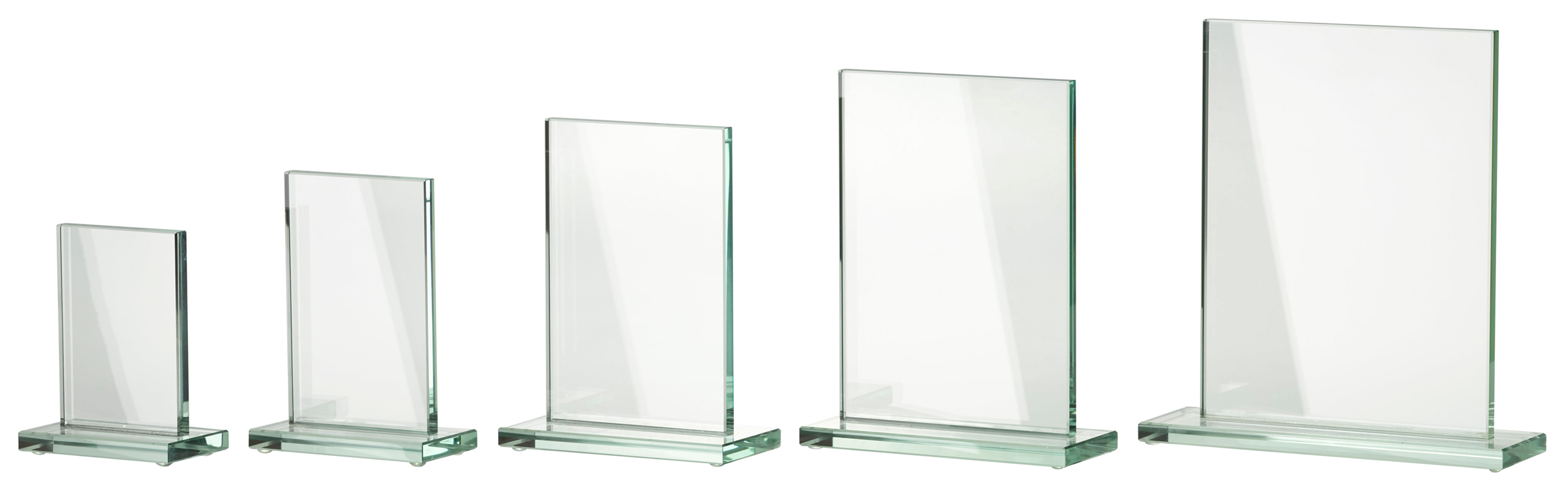 Glasständer rechteckig mit Sockel in mehreren Größen Fünf rechteckige Glasständer mit schmalem gläsernem Sockel in ansteigenden Größen, klar und hochkant auf einem weißen Hintergrund dargestellt.