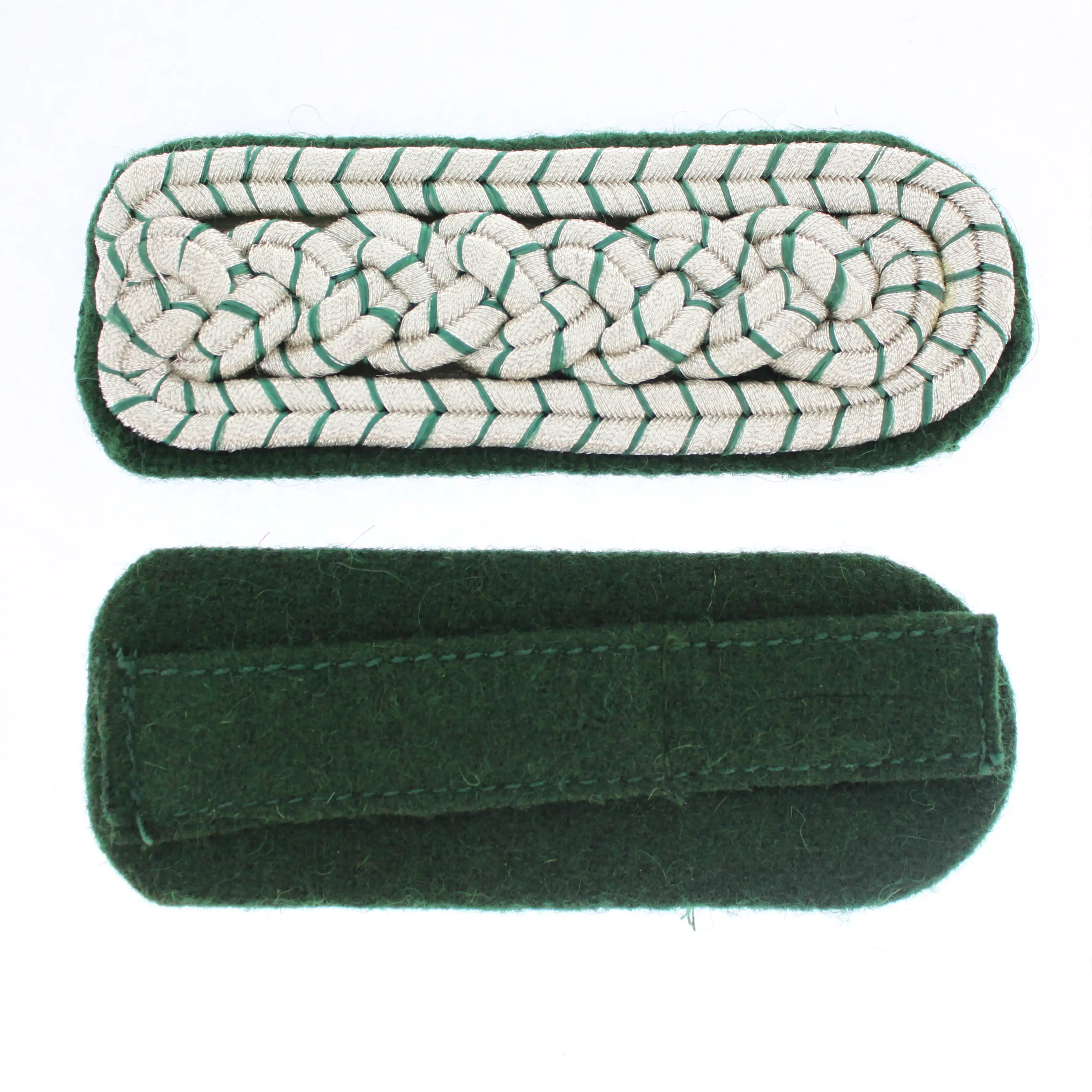 Leutnantsgeflecht 8-bogig,silber mit grün national Leutnantsgeflecht 8-bogig,silber mit grün national