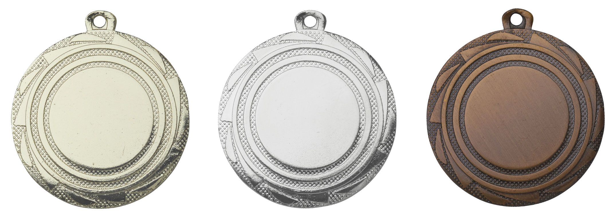 Medaille mit Kranz und Emblem in Gold, Silber und Bronze Drei runde Medaillen mit Aufhängeöse und Kranzmotiv, jeweils mit glattem Emblemfeld in der Mitte, dargestellt in Gold, Silber und Bronze.