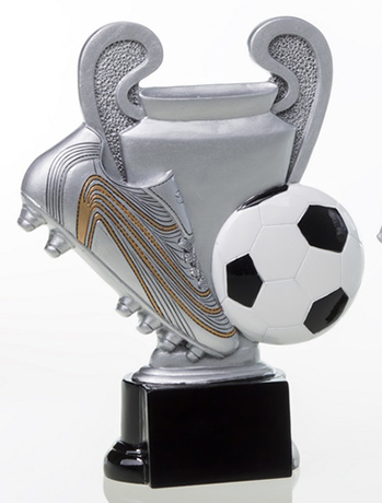 Resinfigur Fußballkelch - mit Schuh und Ball - Höhe 180 mm