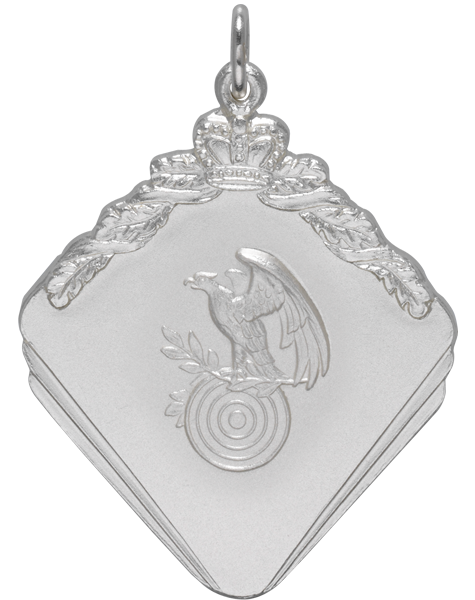Medaille 40 mm mit Adler, Krone und Eichenlaub in Rautenform Medaille 40 mm in Rautenform mit Adler auf kleiner Zielscheibe, Krone und Eichenlaub, oben mit Öse und Ring, in silberfarbener Ausführung