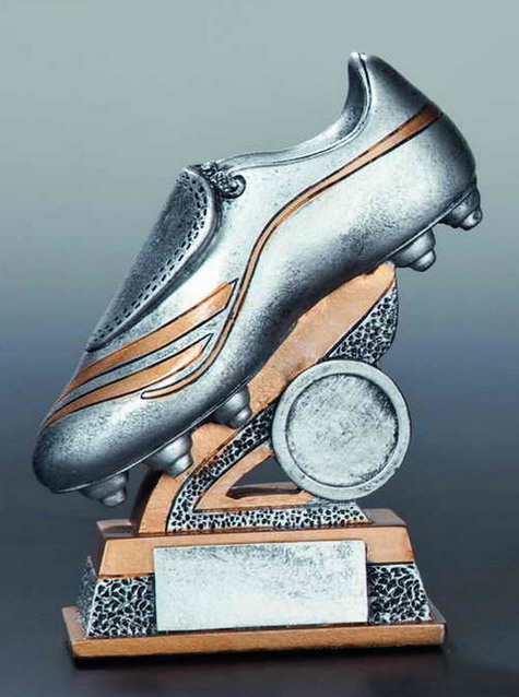 Resinfigur Fußballschuh - Höhe 142mm