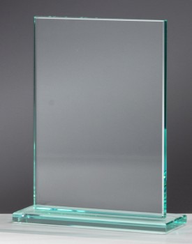 Glasständer rechteckig mit Sockel aus klarem Glas Rechteckiger Glasständer aus klarem Glas mit hochformatiger Glasplatte und schmalem gläsernem Sockel, geeignet für individuelle Veredelung per Sublimationsdruck oder Lasergravur.