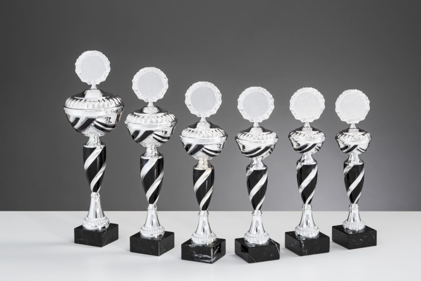 Pokal Helga H 375 mm / D 120 mm silber / schwarz