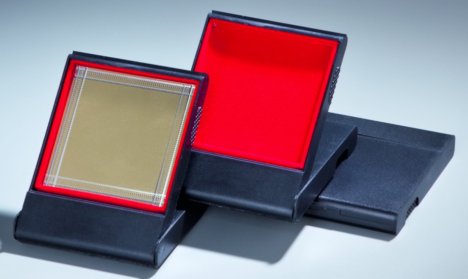 Aufstelletui rot, für Textschild - 78 x 78 mm