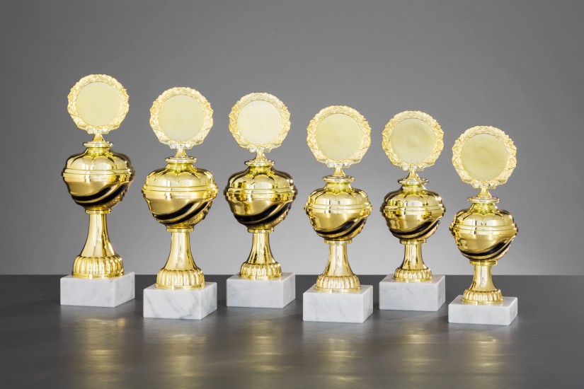 Pokal Economy H 255 mm / D 80 mm gold / schwarz Pokal Economy H 255 mm / D 80 mm gold / schwarz