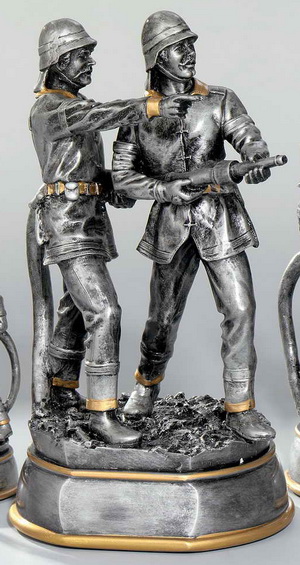 Resinfigur 2 Feuerwehrmänner - Höhe 300 mm