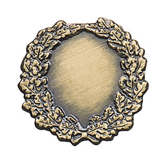 Kranz bronze mit Sicherheitsnadel, geschlossener Eichenlaubkranz mit Schleife Bronzefarbenes Abzeichen Kranz bronze mit Sicherheitsnadel, geschlossener Eichenlaubkranz mit kleiner Schleife und glatter runder Gravurfläche in der Mitte