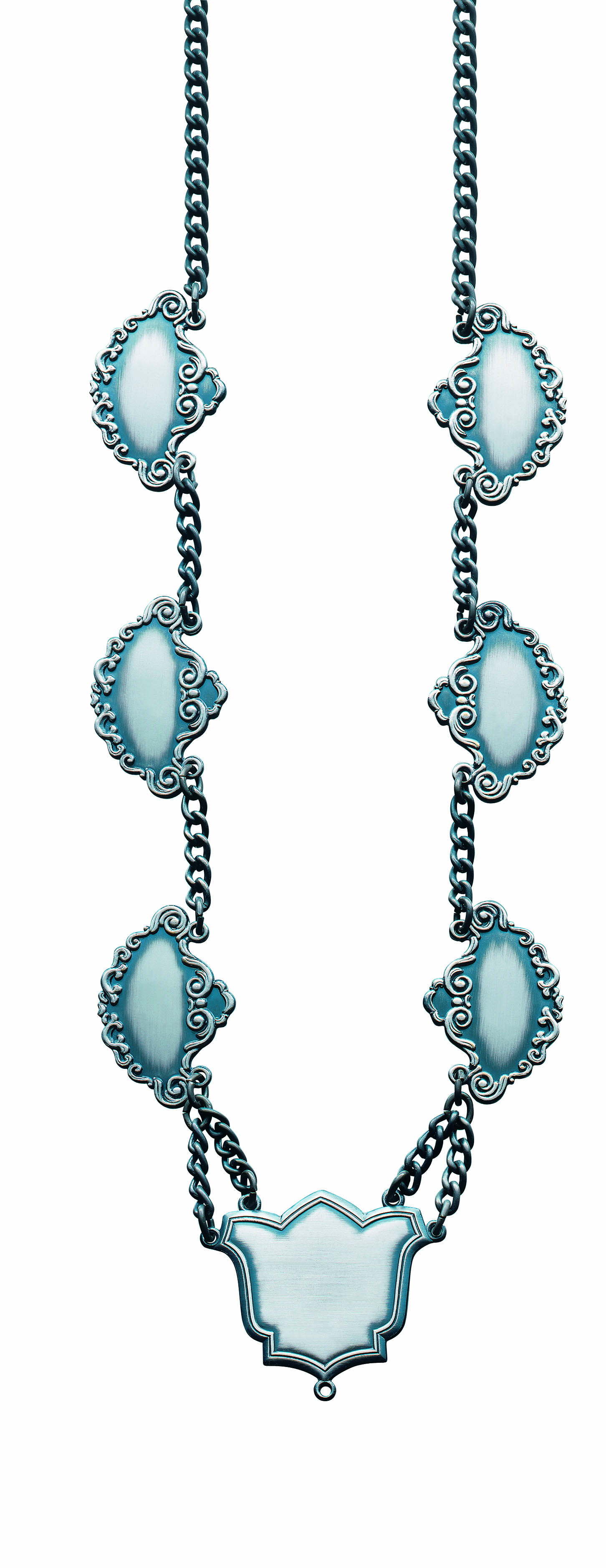 Kette mit Verzierung Kette mit Verzierung