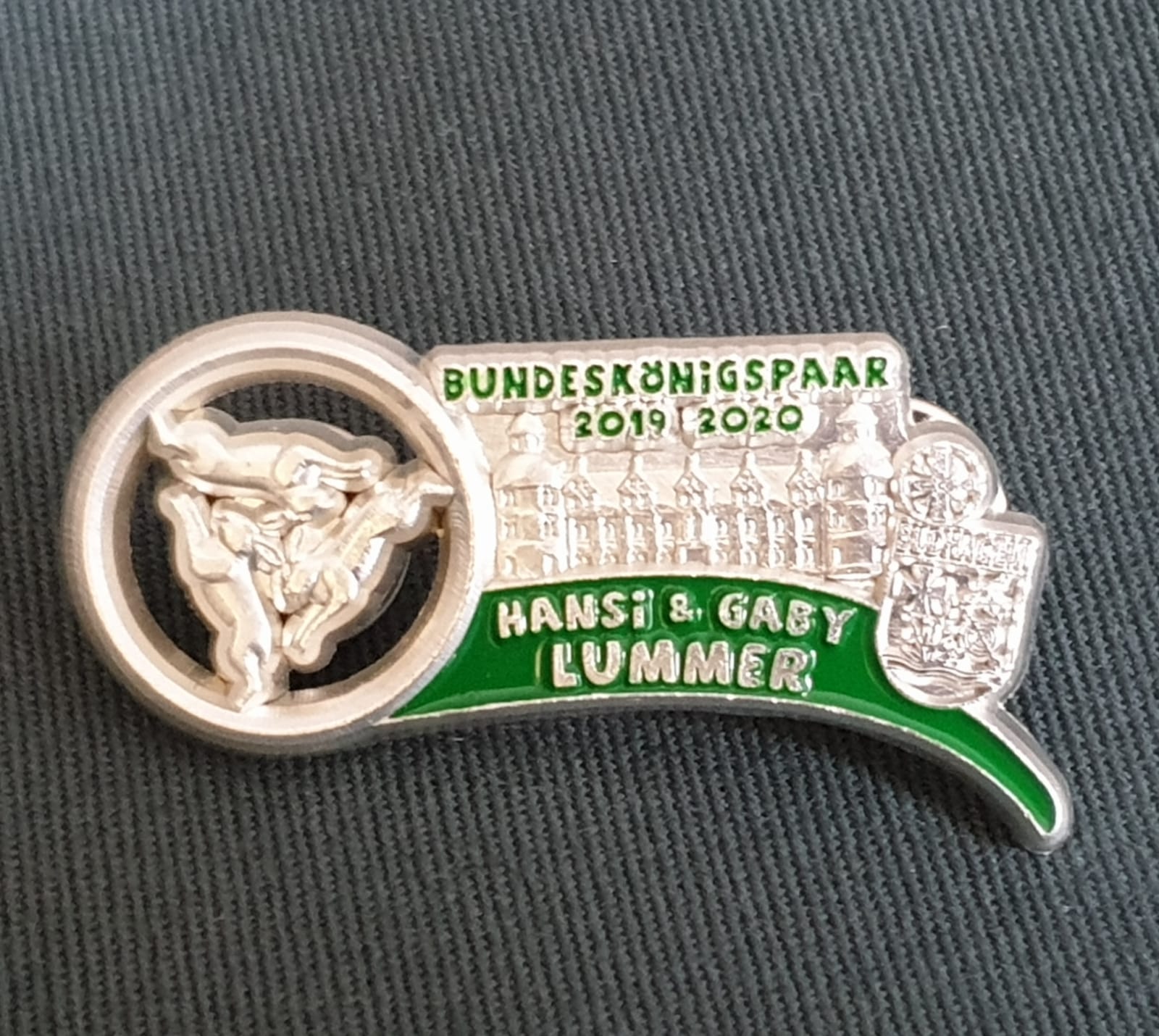 GUTES TUN Abzeichen des Bundeskönigs